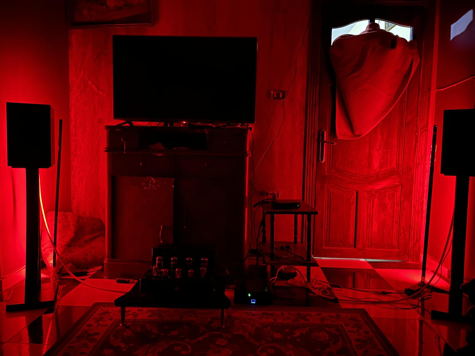 My not so good looking listening room - Photo 2