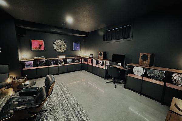 The Music Cave - Photo 3