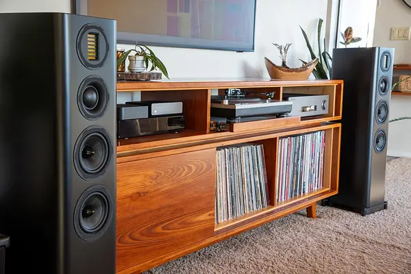 System worth celebrating - Photo 4